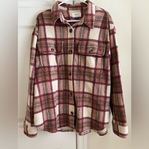 American Eagle Burgundy / Tan Plaid Fleece & Love Button Shacket Medium